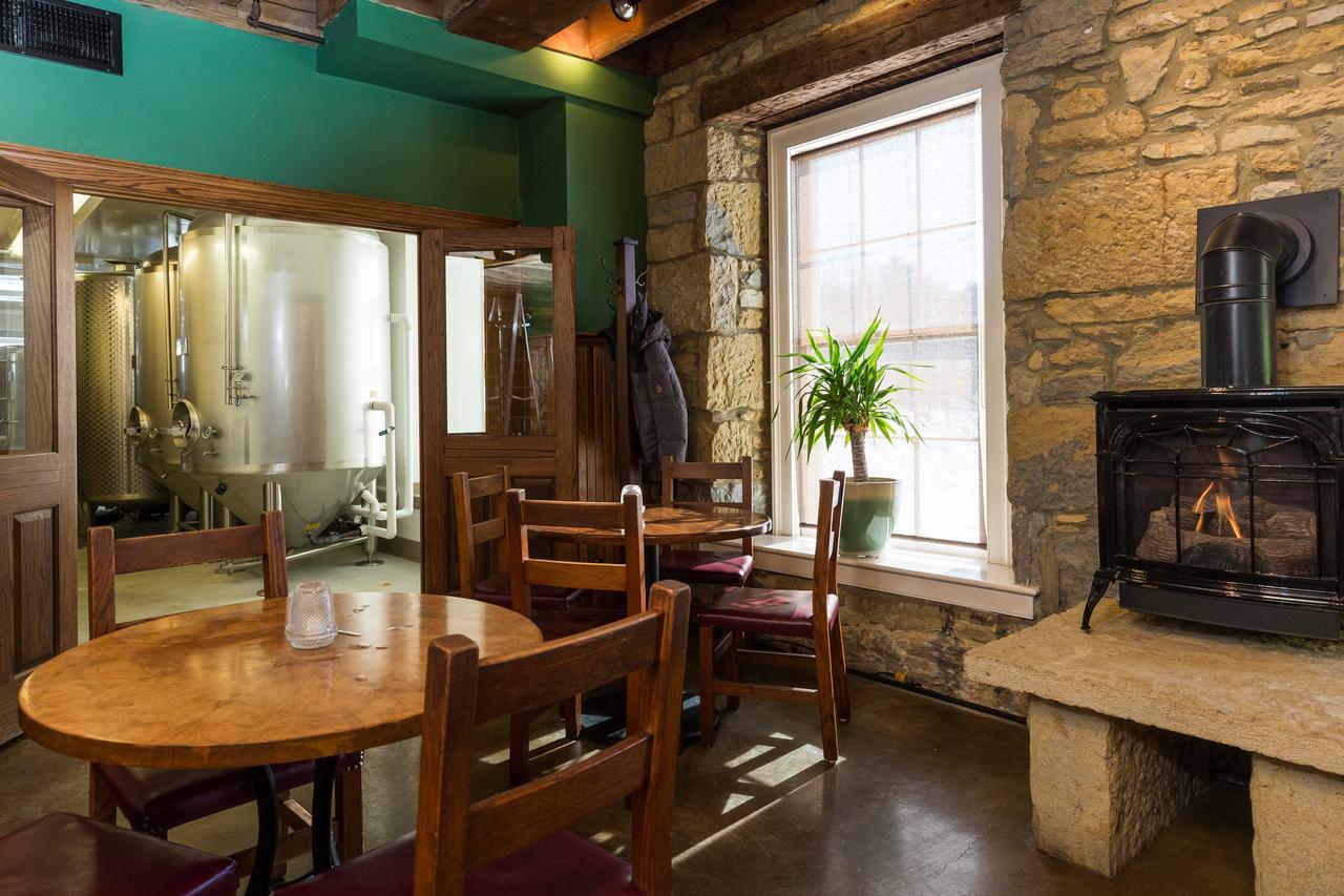 Commerce Street Brewery Hotel Mineral Point Εξωτερικό φωτογραφία
